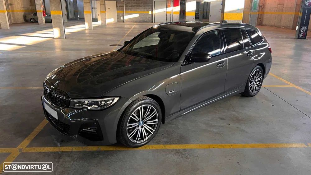 BMW 320 e Pack Desportivo M Auto - 9