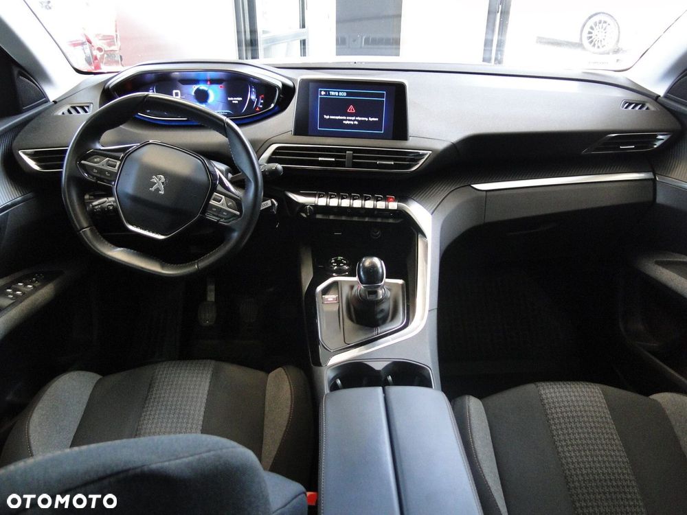 Peugeot 3008 - 19