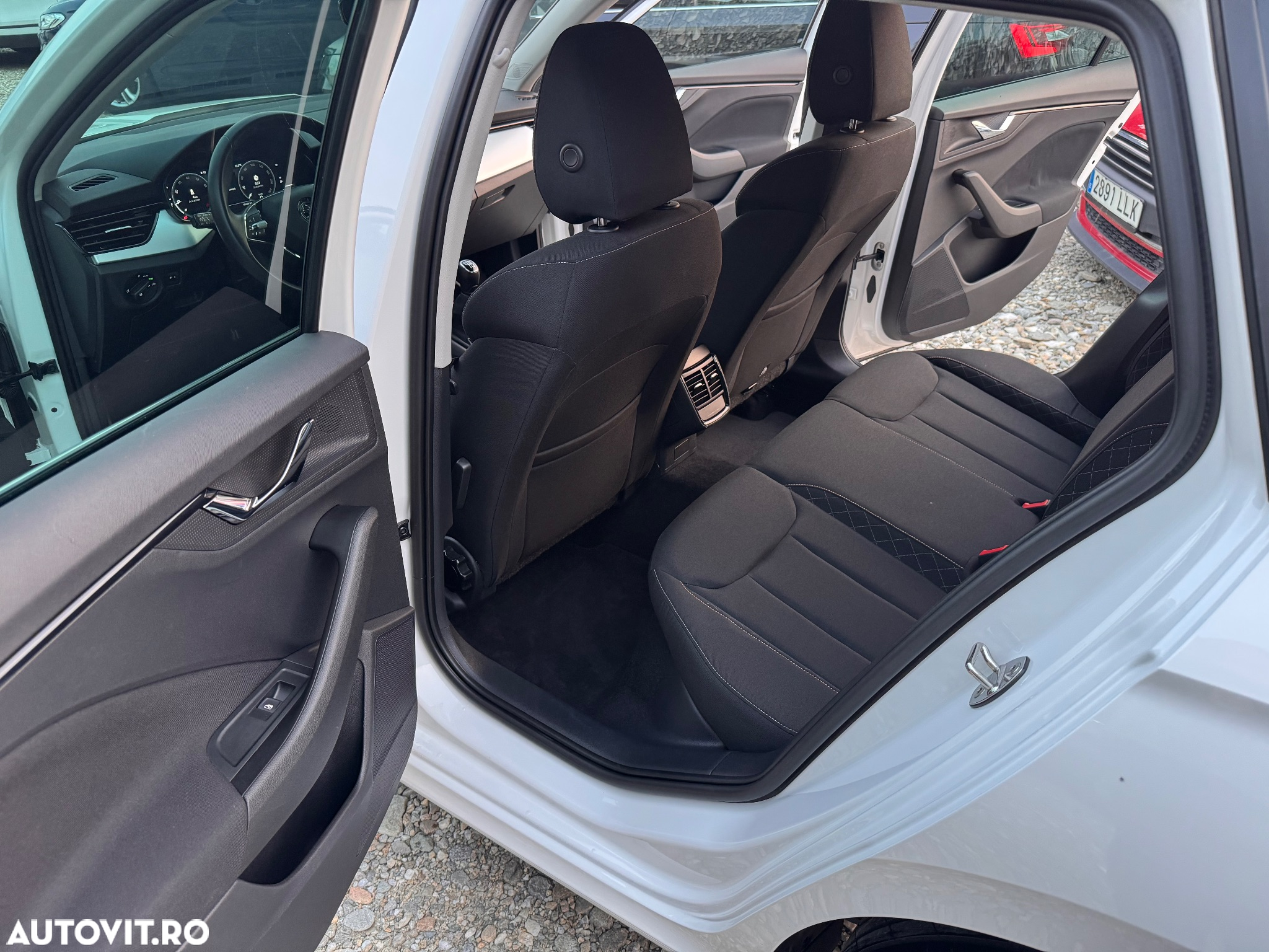 Skoda Kamiq 1.0 TSI Style - 24