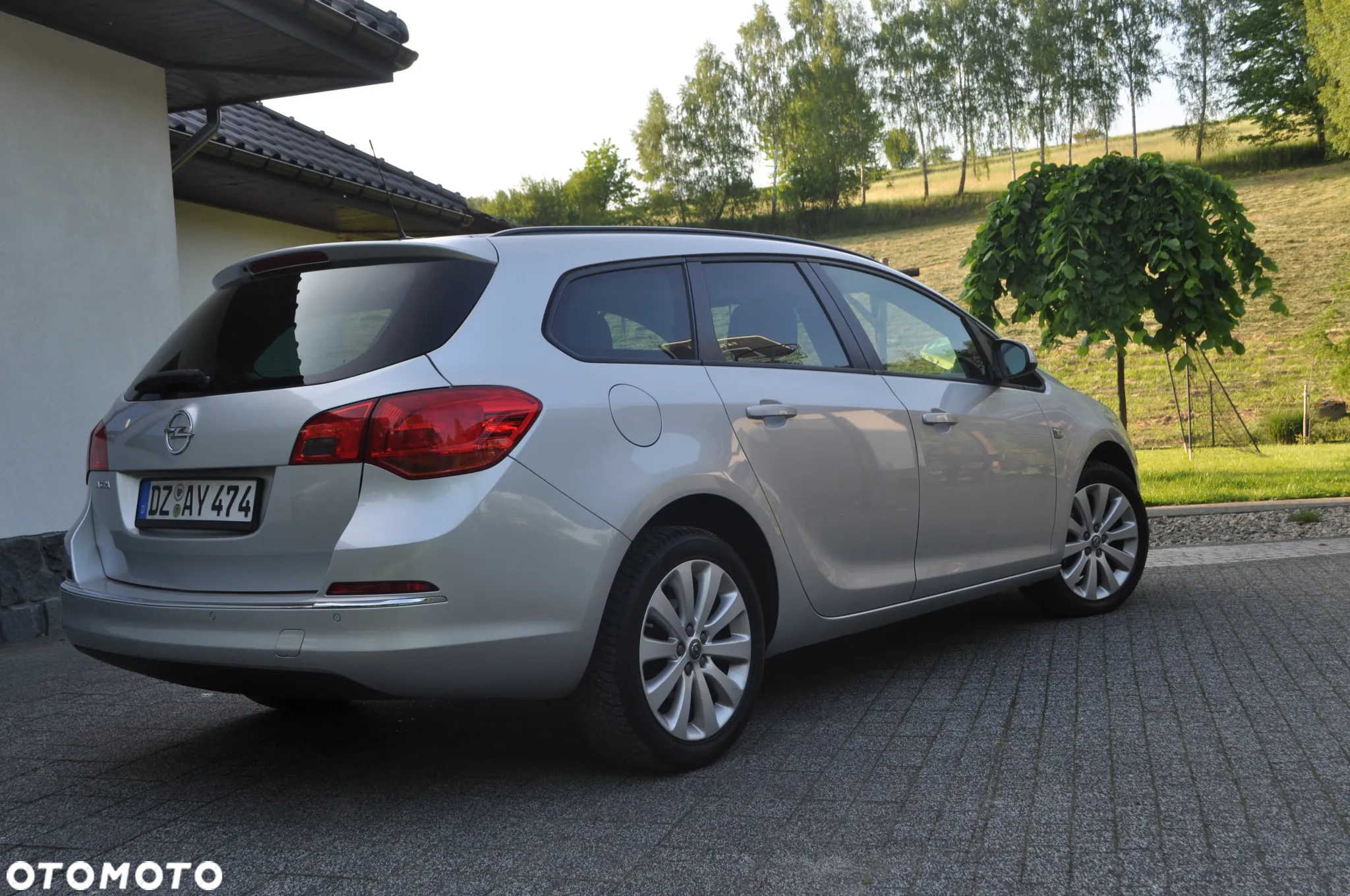 Opel Astra IV 1.4 T Cosmo - 11