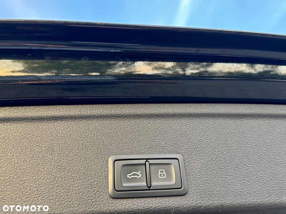 Audi A4 Avant 40 TDI quattro S tronic S line - 19