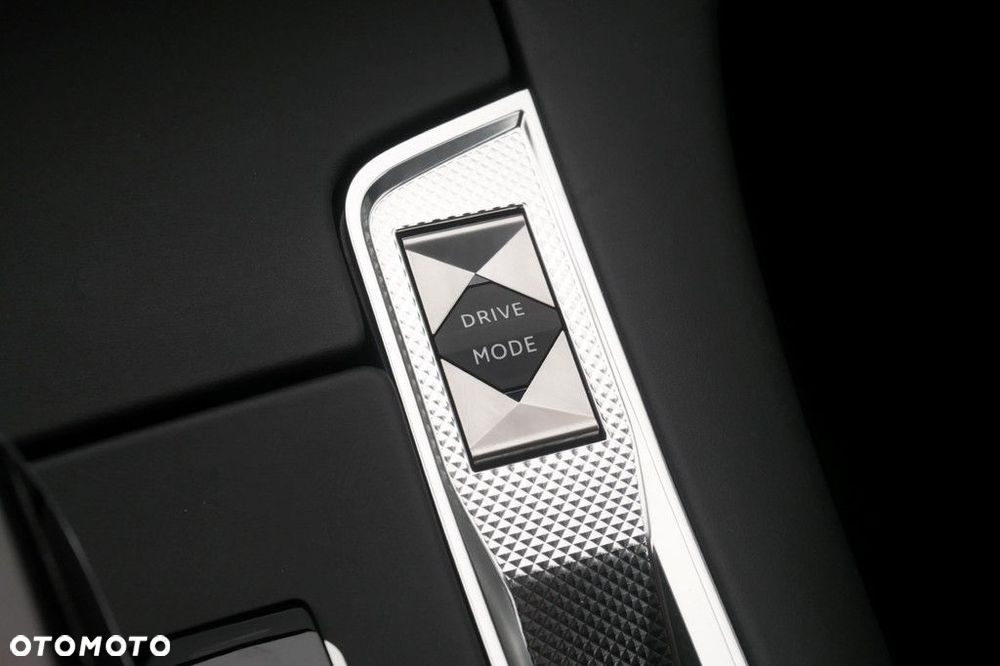 DS Automobiles DS 7 - 20
