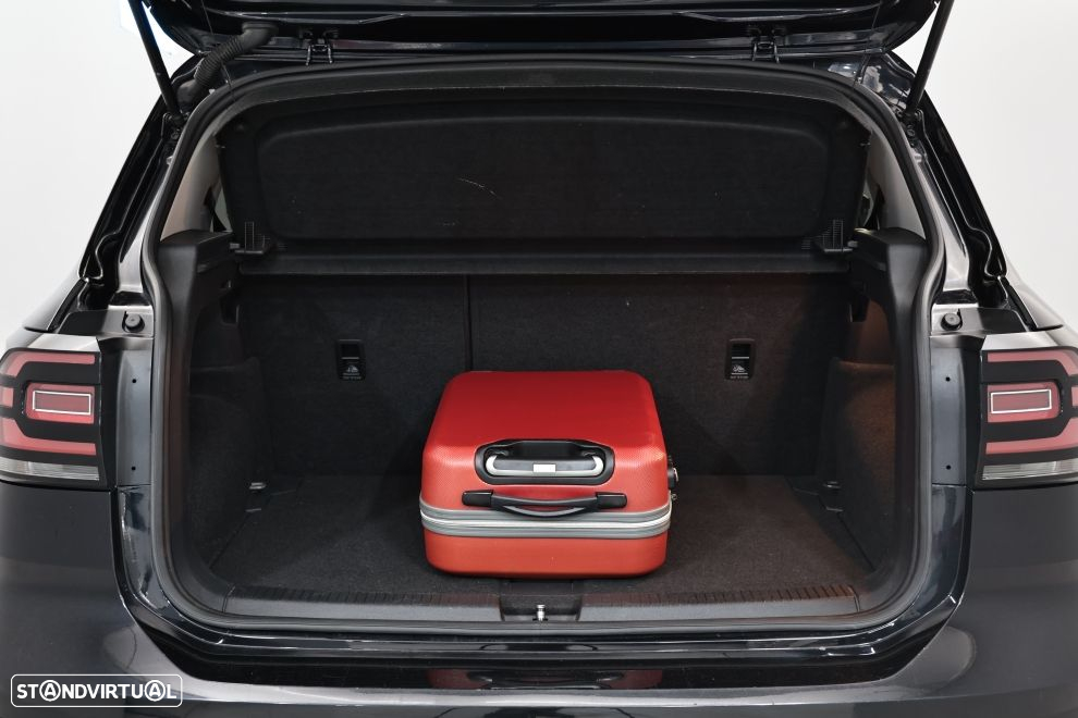 VW T-Cross 1.0 TSI Life - 24