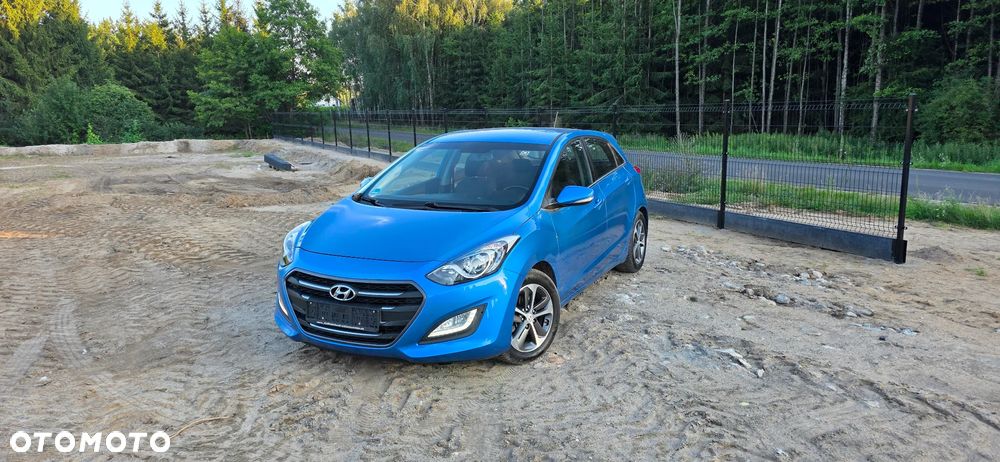 Hyundai i30 blue 1.4 Style - 4