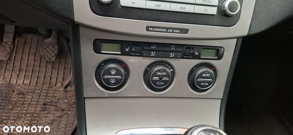 Panel nawiewu klimatyzacji VW PASSAT B6 EUROPA - 1