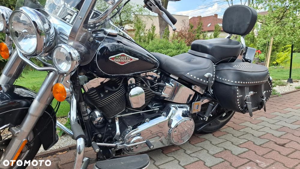 Harley-Davidson Softail Heritage Classic - 19