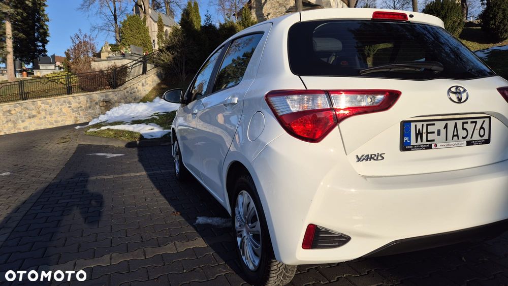 Toyota Yaris 1.5 Active - 10