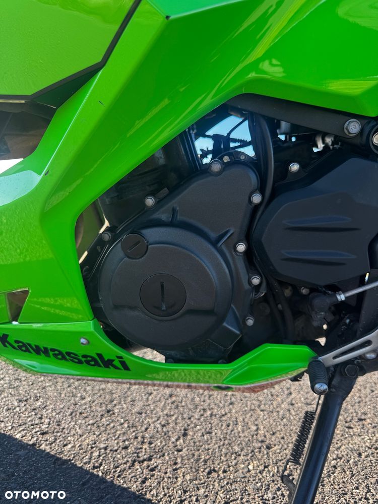 Kawasaki Ninja 400 - 9