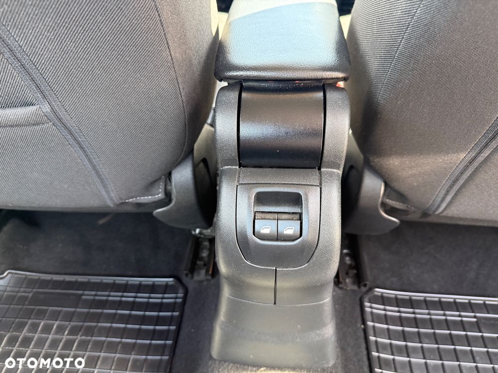 Citroën C-Elysée 1.6 VTi Exclusive EU6 - 21