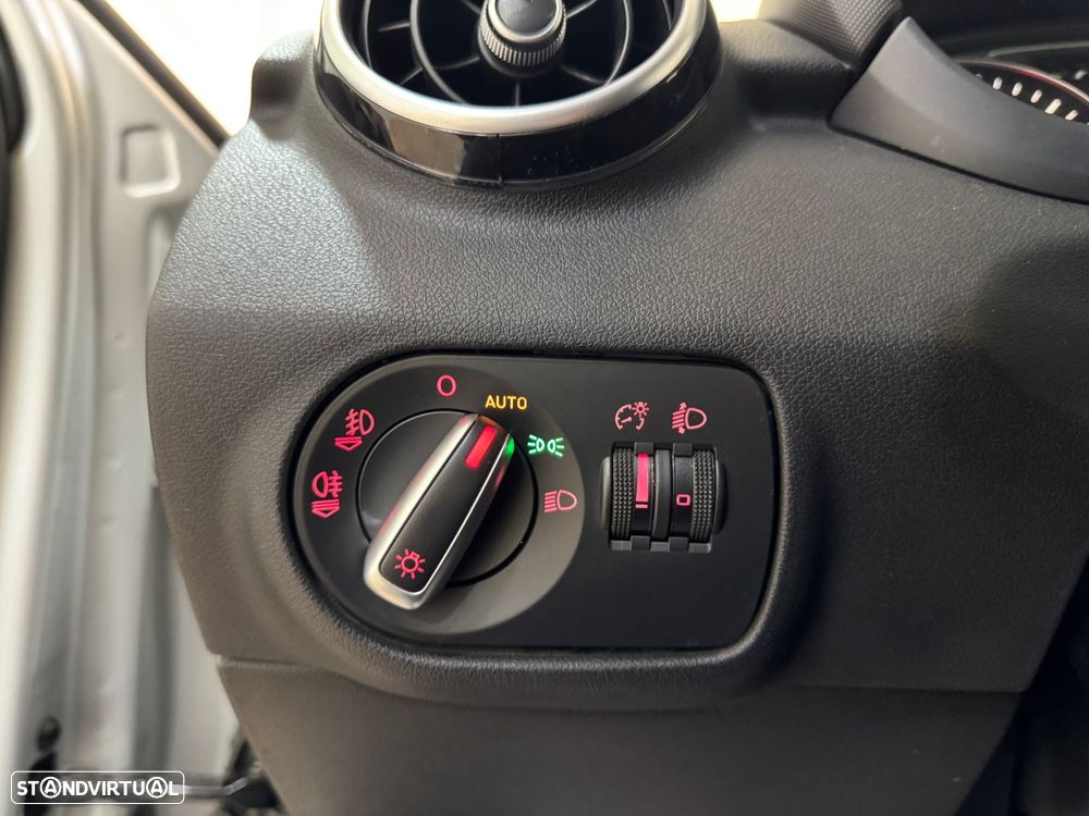 Audi A1 1.6 TDI Sport - 12