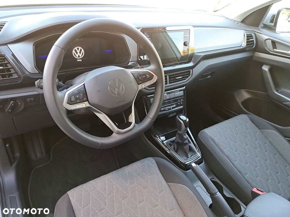Volkswagen T-Cross - 10