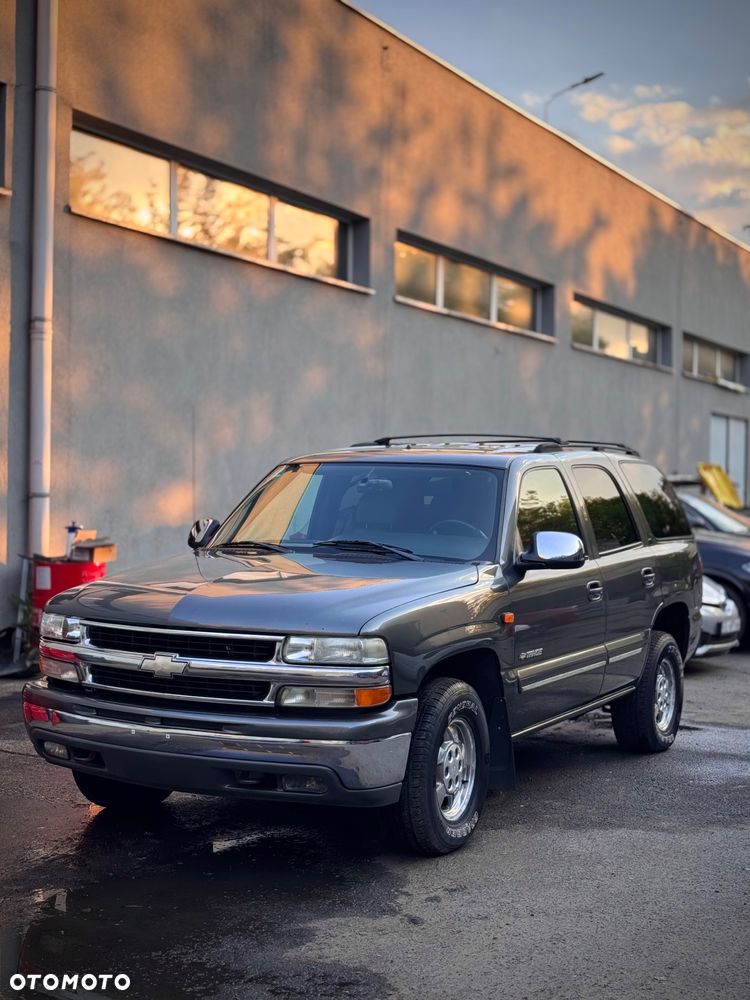 Chevrolet Tahoe - 2
