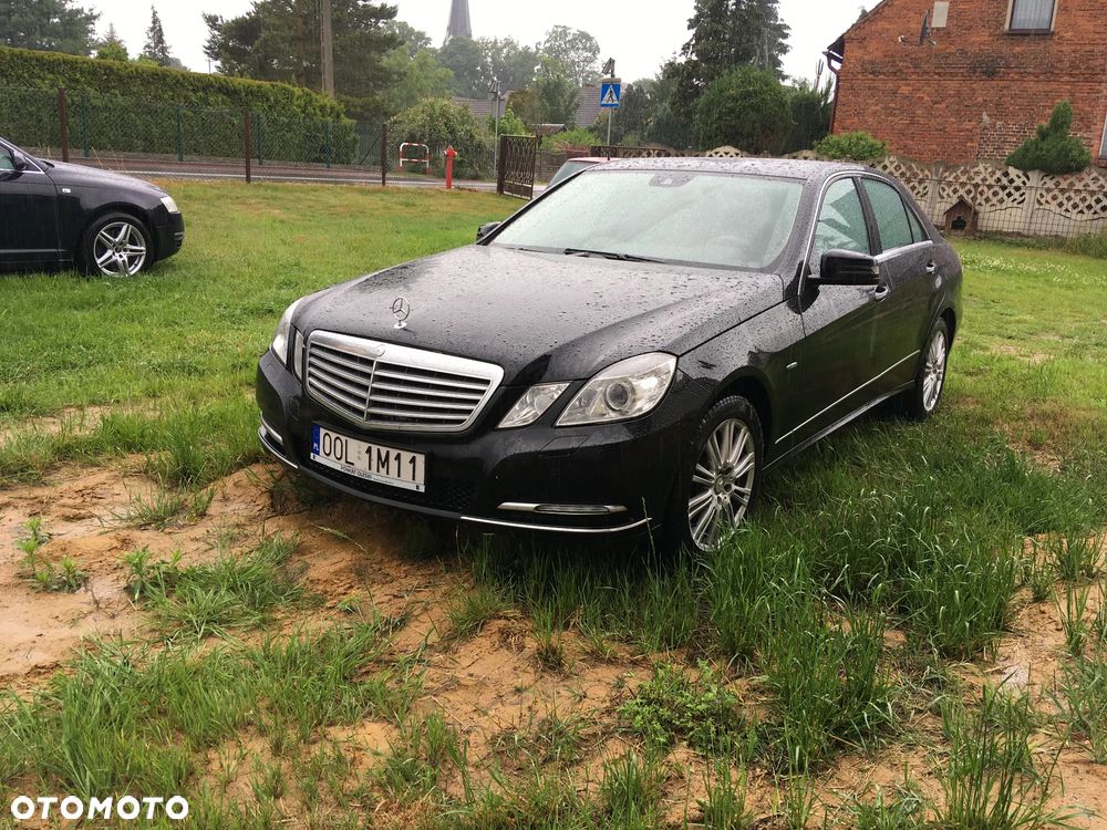Mercedes-Benz Klasa E 220 CDI BlueEff Elegance - 1