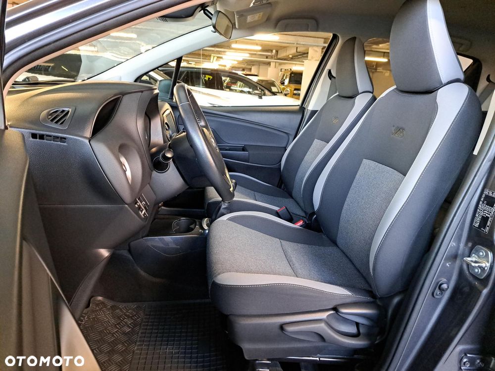 Toyota Yaris - 26