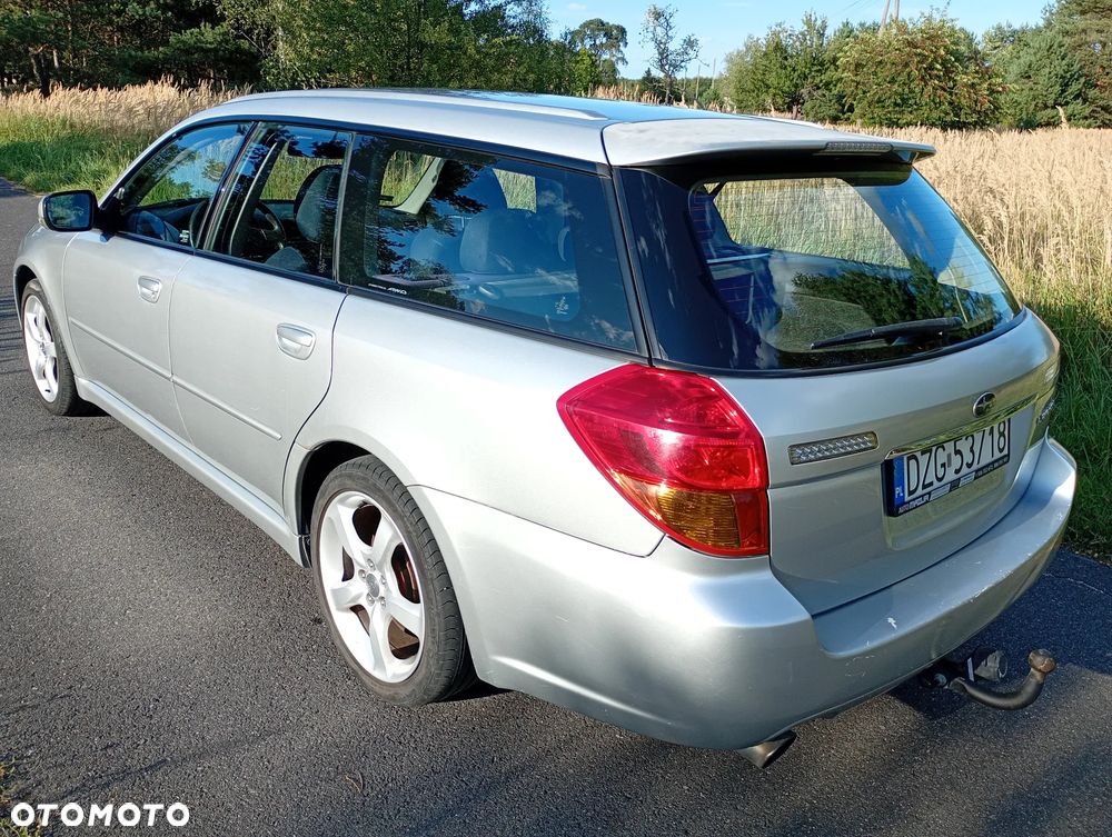 Subaru Legacy - 6