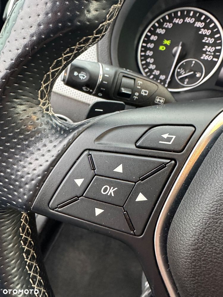 Mercedes-Benz Klasa B 200 7G-DCT UrbanStyle Edition - 19