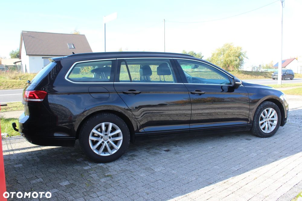 Volkswagen Passat Variant 1.6 TDI (BlueMotion Technology) DSG Comfortline - 5