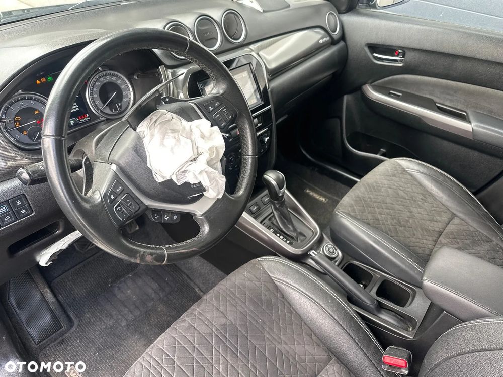 Suzuki Vitara - 26