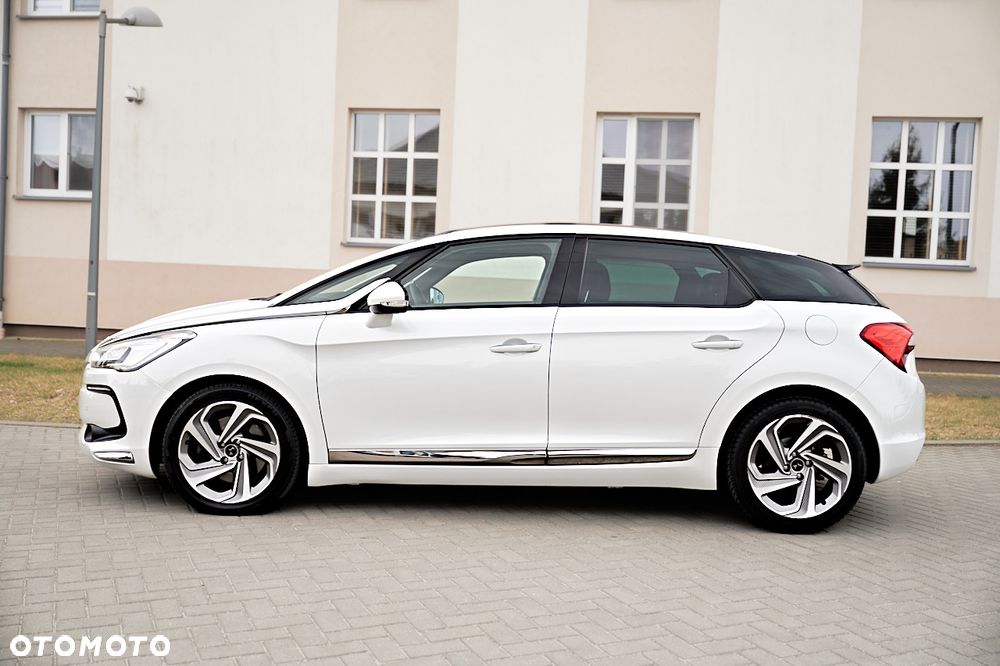 DS Automobiles DS 5 - 17