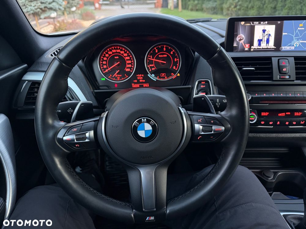 BMW Seria 2 220d Sport-Aut Sport Line - 31