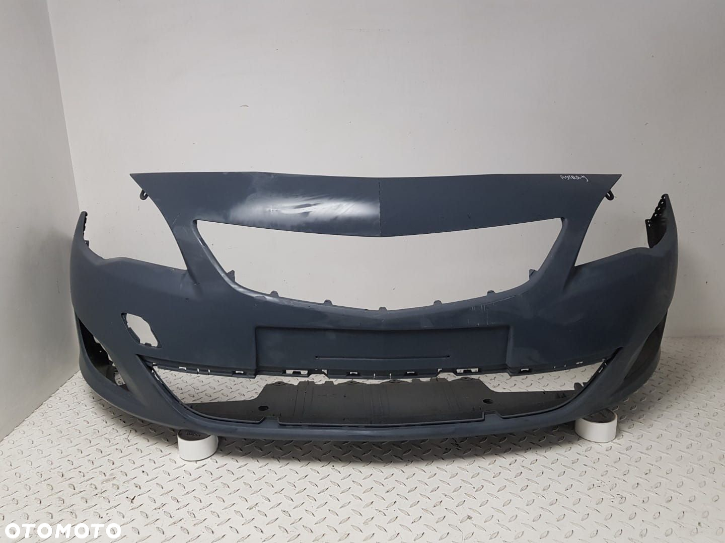 FABRYCZNIE NOWY ORYGINALNY ZDERZAK PRZEDNI PRZÓD OPEL ASTRA J 4 IV PRZED LIFT 09-12 13264403 - 2