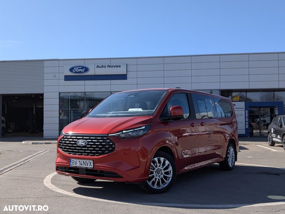 Ford Tourneo Custom - 1