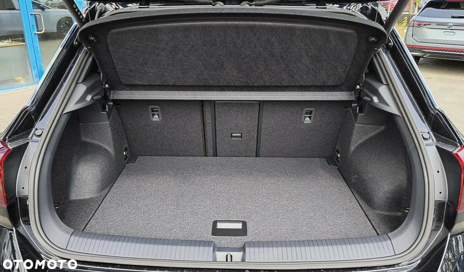Volkswagen T-Roc 1.5 TSI R-Line Plus DSG - 24
