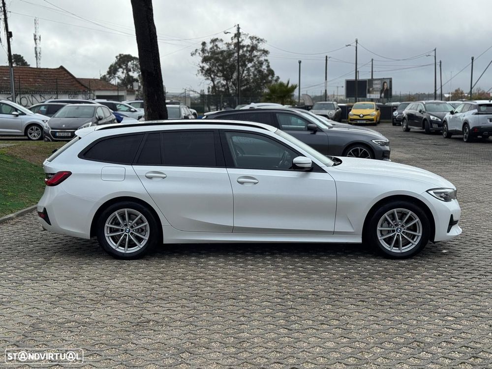 BMW 330 e Touring Line Sport Auto - 4