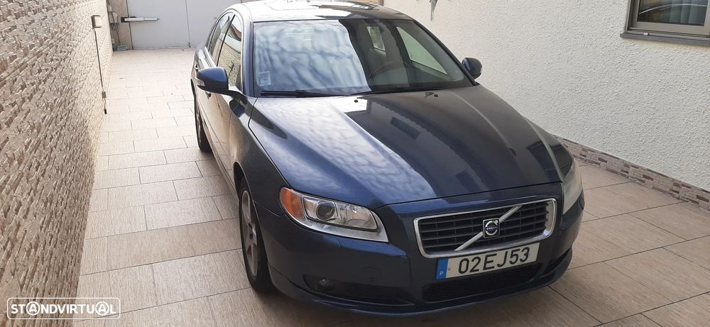 Volvo S80 2.4 D5 Nivel 3 - 1