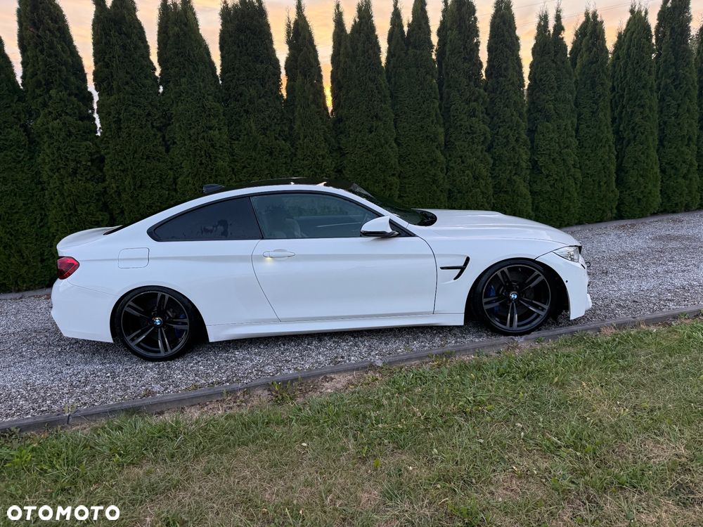BMW M4 DKG - 6