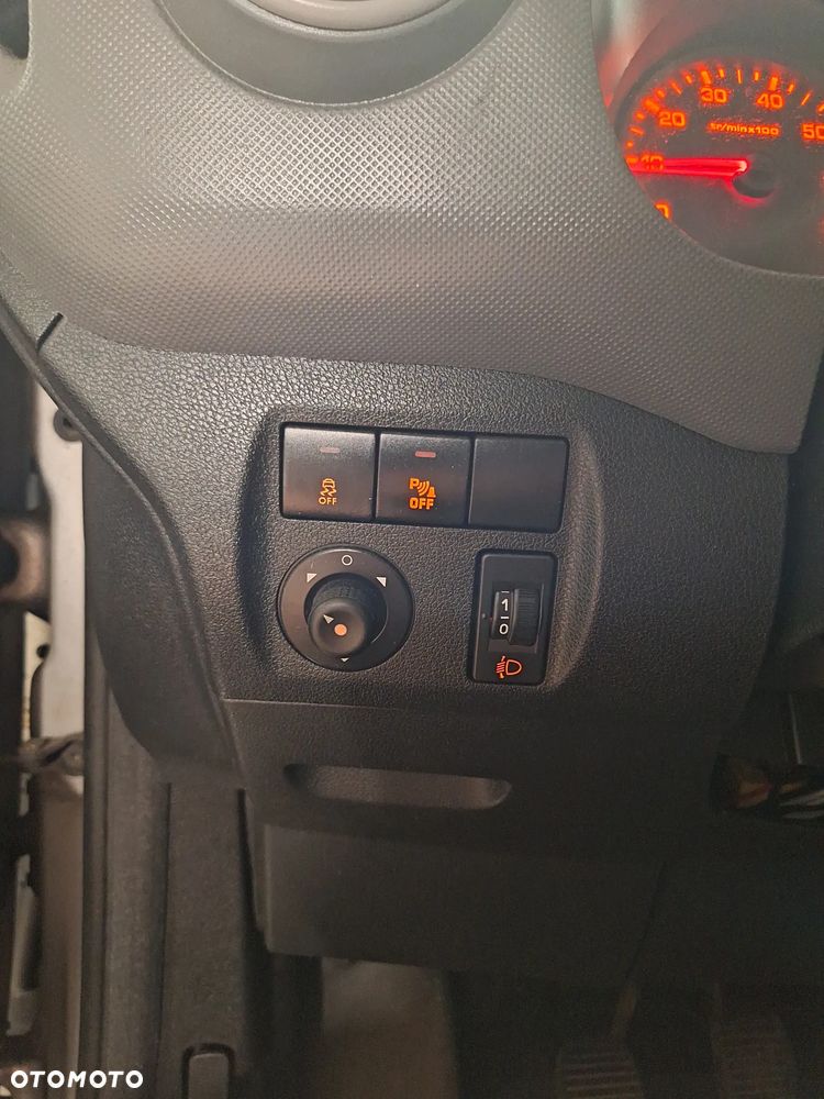 Citroën Berlingo 1.6 HDI - 8