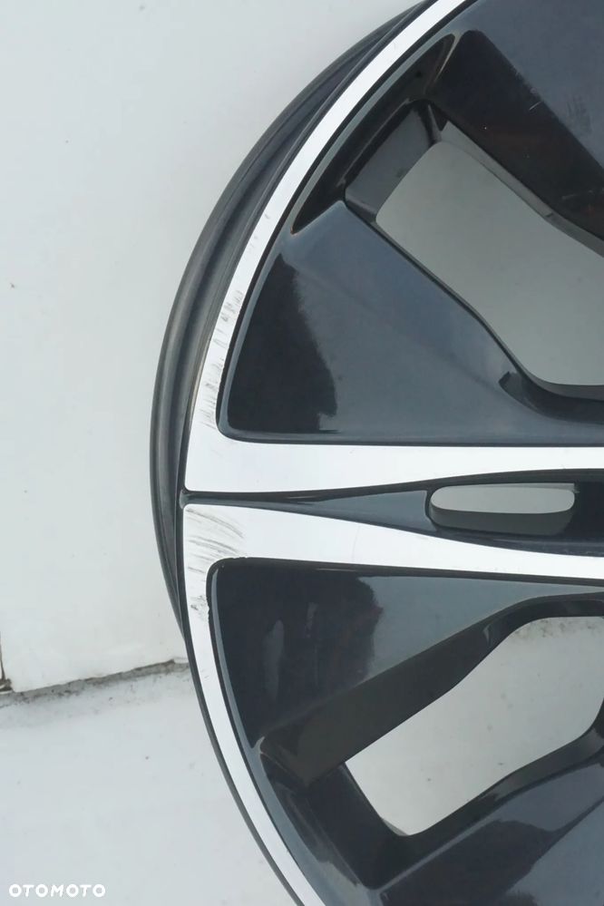 Mercedes 5x112 18'' 8,5J et56 A2054018300 - 2