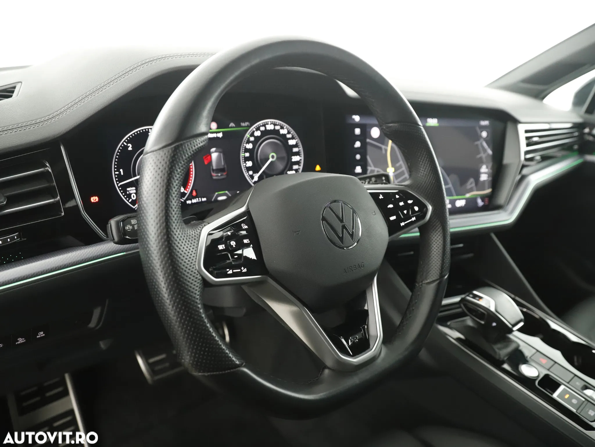 Volkswagen Touareg 3.0 V6 TDI 4Motion DPF Automatik R-Line - 14