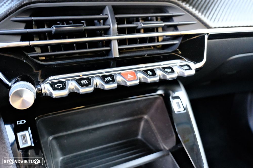 Peugeot 2008 1.5 BlueHDi Active Pack - 25