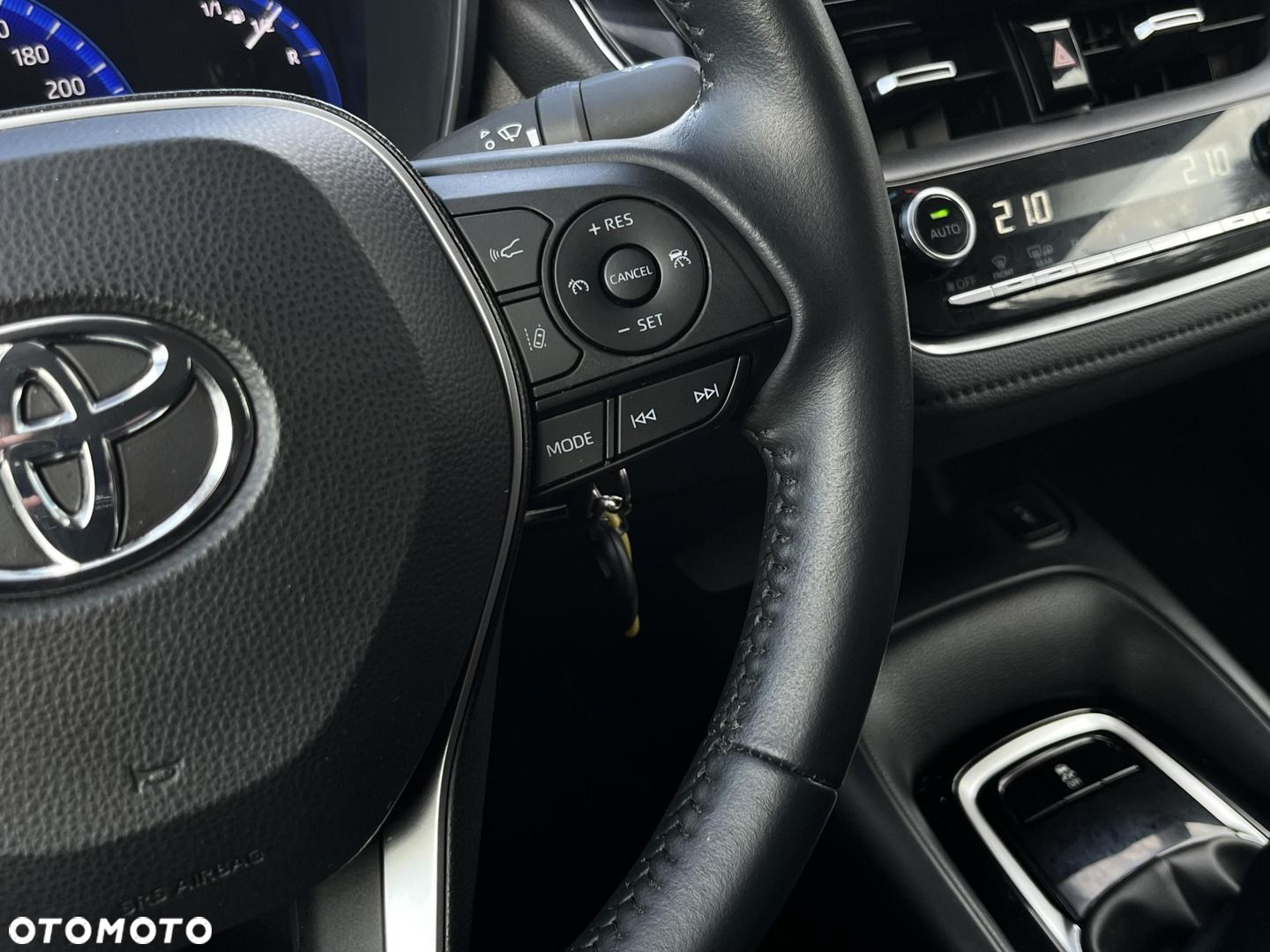 Toyota Corolla - 17