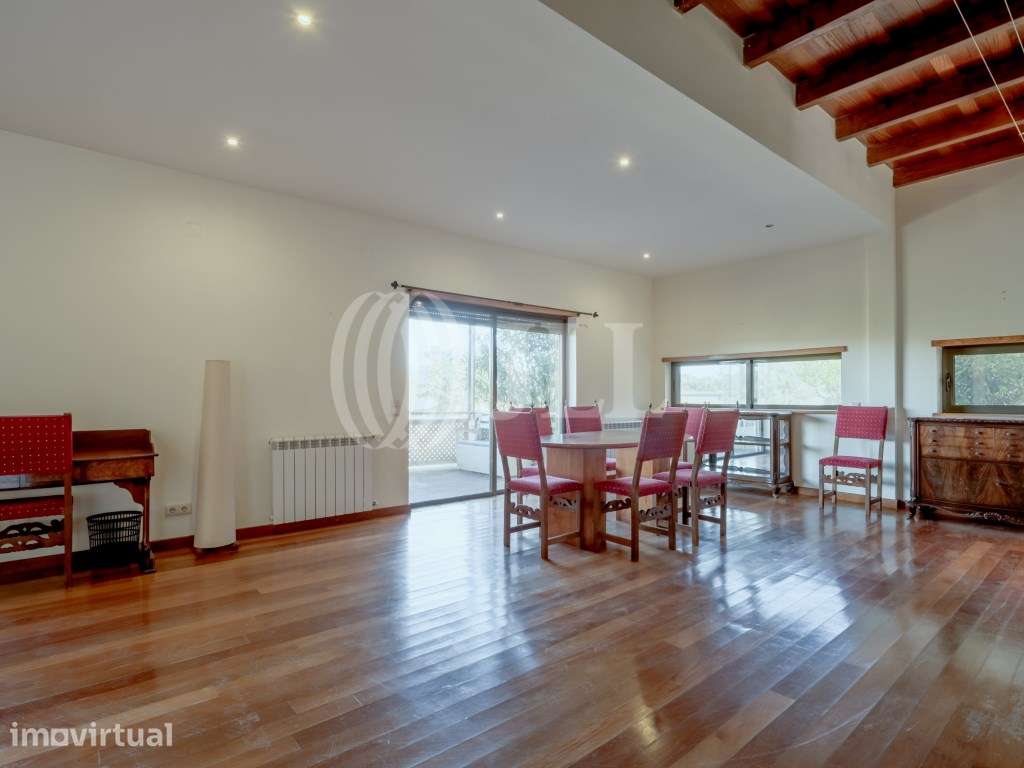 Moradia T4 com terreno urbano, em Alcantarilha, Silves, Algarve - Grande imagem: 2/35