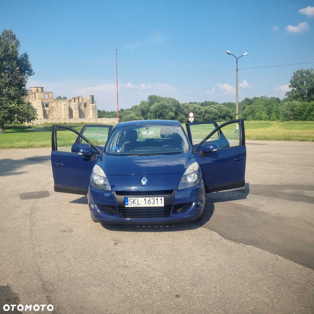 Renault Scenic - 1