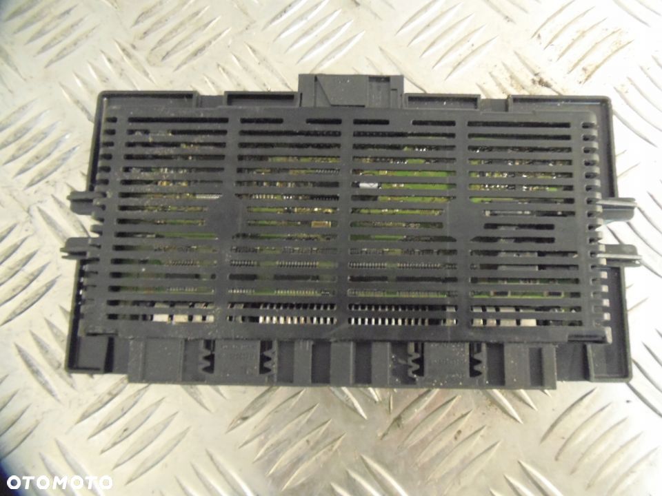 BMW 1 E87 118D MODUL SWIATEL 6961133 02 KOMFORTU - 3