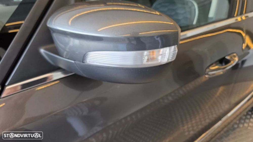 Ford S-Max 2.0 TDCi Vignale Powershift - 34