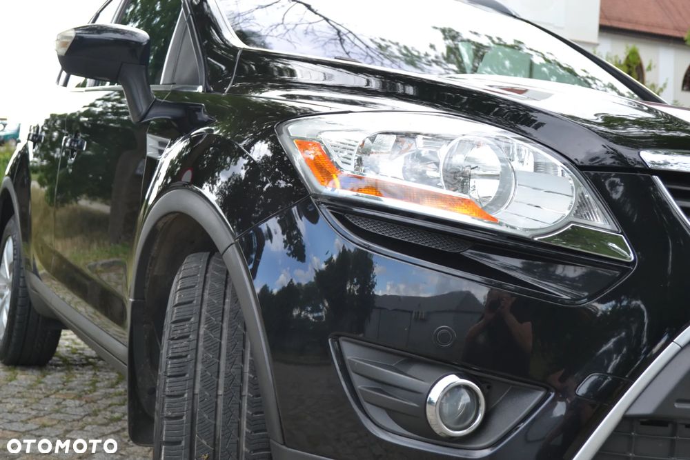 Ford Kuga 2.0 TDCi 2x4 Titanium - 21