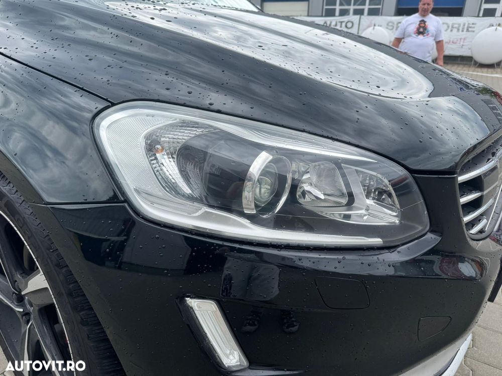 Volvo XC 60 D5 AWD Aut. RDesign - 9