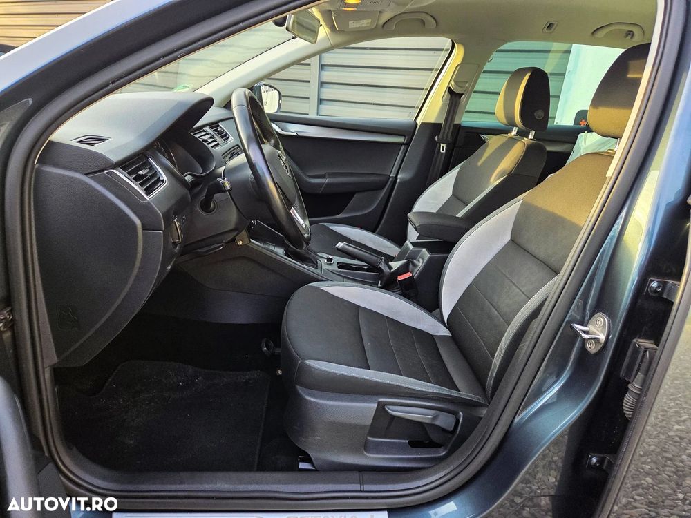 Skoda Octavia 1.6 TDI (Green tec) DSG Style - 6