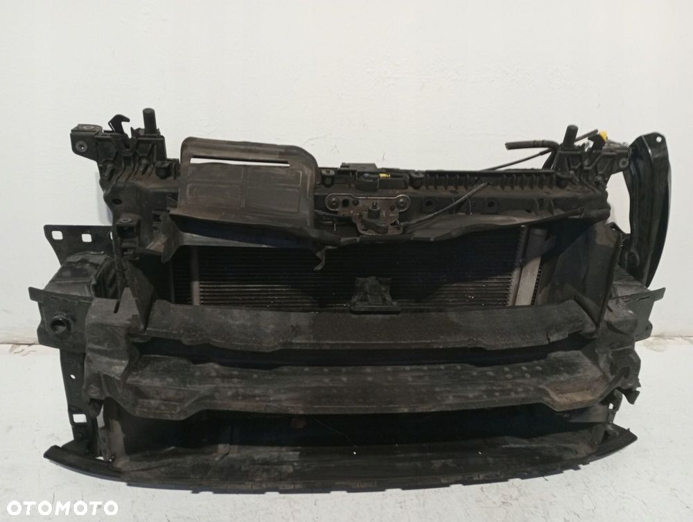 Pas przedni chłodnice SKODA SCALA 1,0TSI - 2
