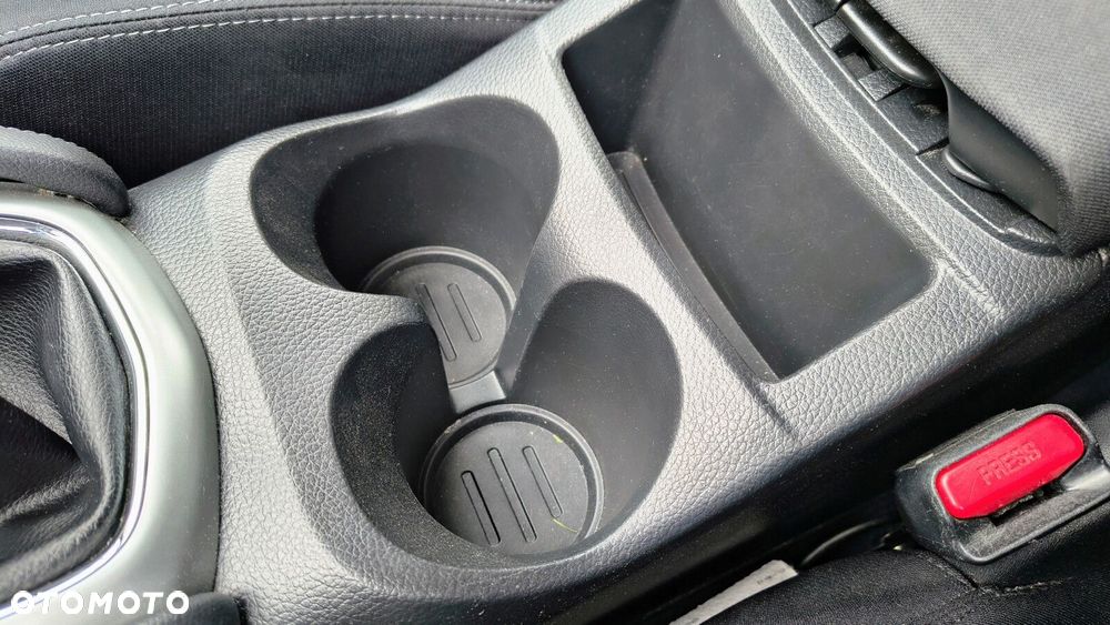 Nissan Qashqai - 25