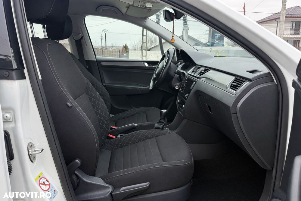 Skoda RAPID 1.0 TSI Style - 7