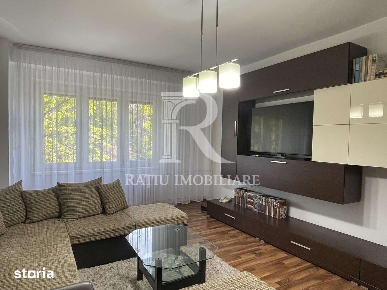 Apartament cu 3 camere | Etaj intermediar | Dacia | Oradea - 1
