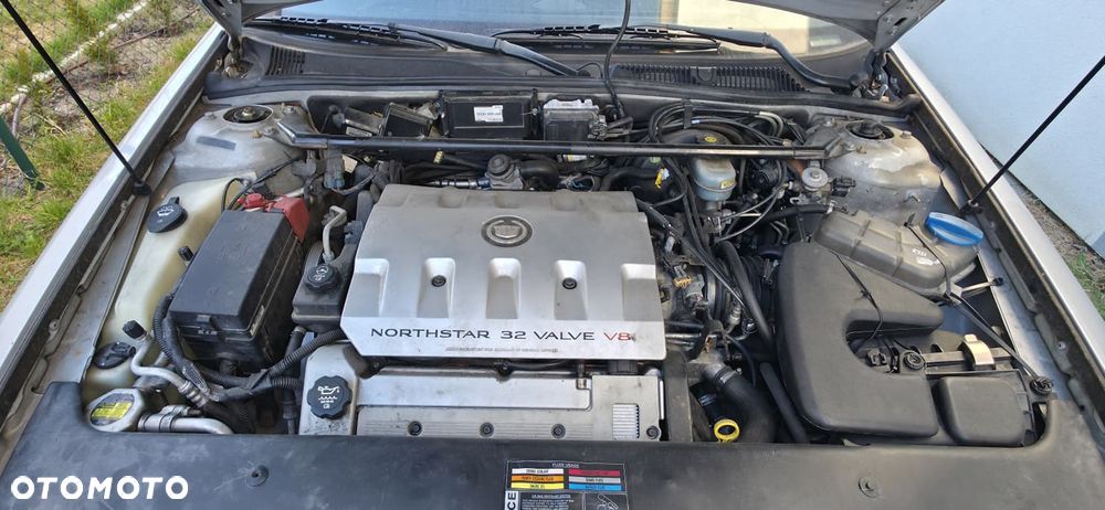 Cadillac Seville 4.6 STS - 24