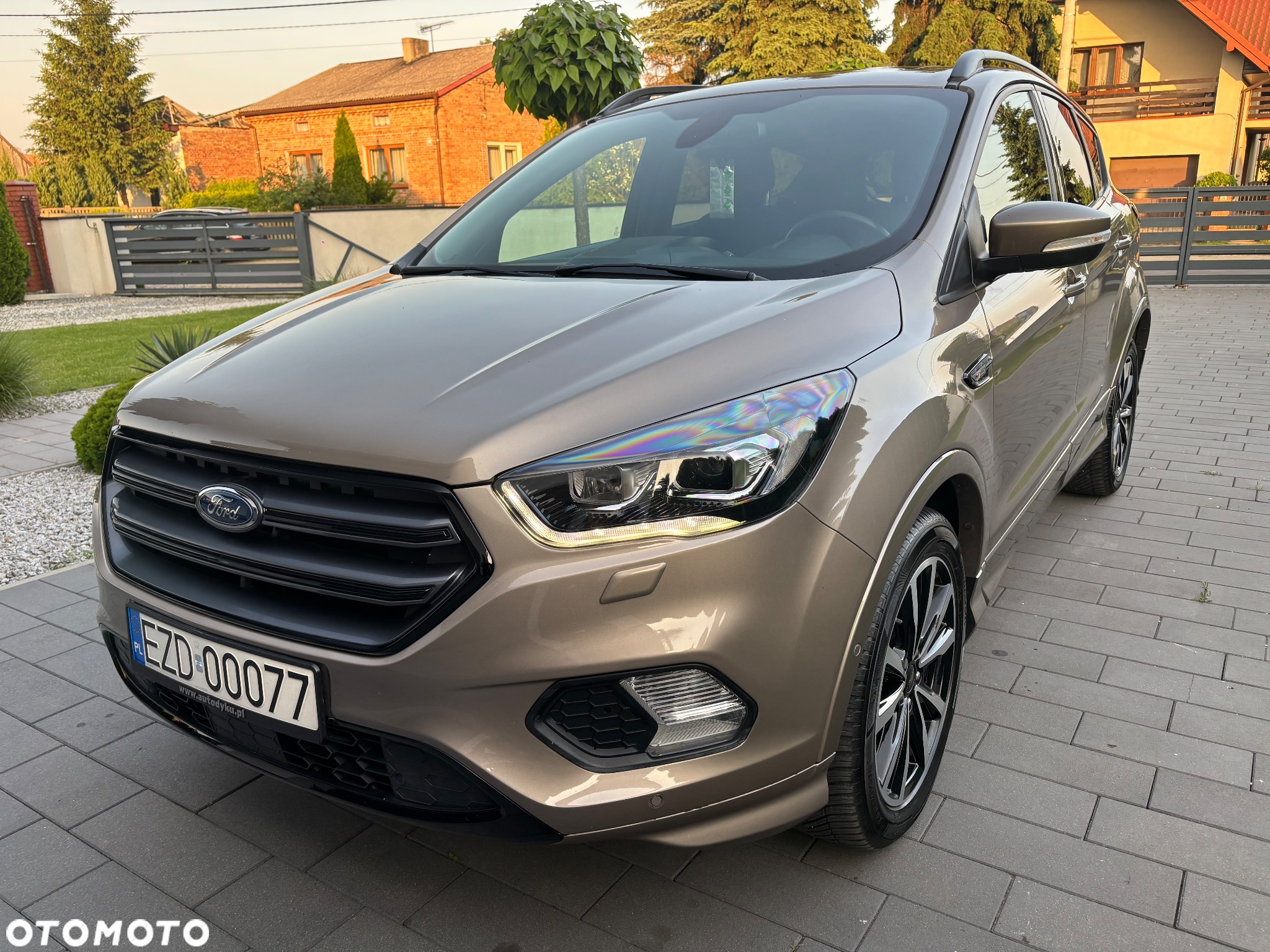 Ford Kuga 2.0 TDCi 4x4 ST-Line - 28