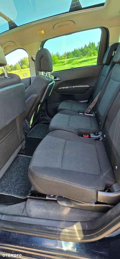 Peugeot 5008 1.6 THP Allure 7os - 7