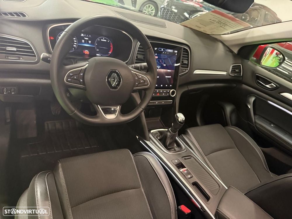 Renault Mégane Sport Tourer - 3